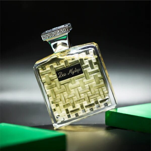 Houbigant Bois Mystique Extrait