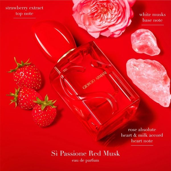 Fruity Floral Musk notes of Giorgio Armani Si Passione Red Musk Eau de Parfum