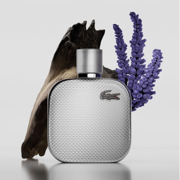Fougere Woody notes of Lacoste Silver Grey Eau de Parfum