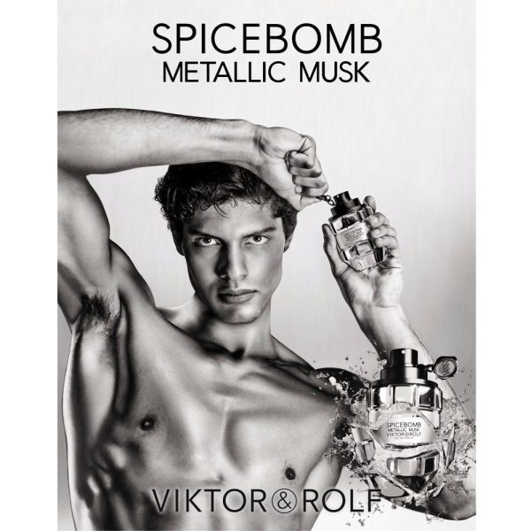 Spicebomb Metallic Musk Advert