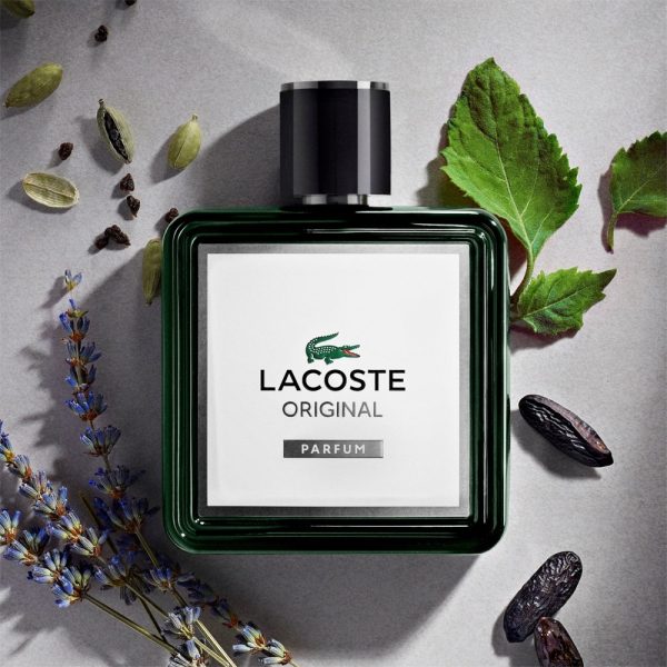 Oriental Fougere Woody Notes of Lacoste Original Parfum
