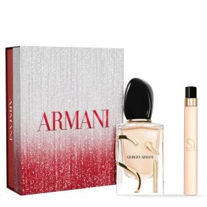 The Giorgio Armani Si Gift Set Features Si Eau De Parfum 50ml and EDP Travel Spray 10ml.