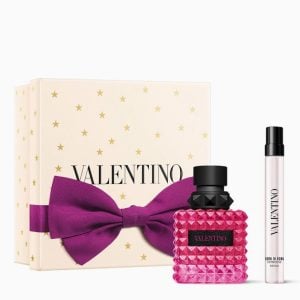 The Valentino Donna Born In Roma Extradose Gift Set Features Donna Born In Roma Extradose Parfum 50ml and Parfum Travel Spray 10ml.