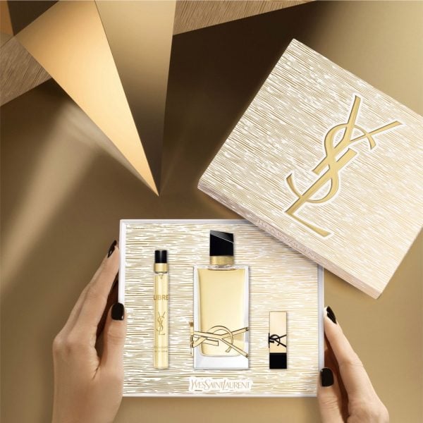 The Yves Saint Laurent Libre Gift Set Features Libre Eau De Parfum 90ml, EDP Travel Spray 10ml and Lipstick.