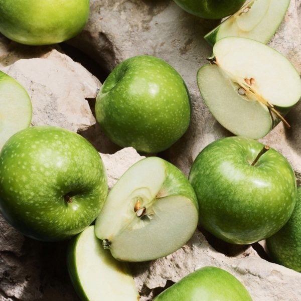 Granny Smith Apple heart note of Dolce&Gabbana Light Blue EDT for women